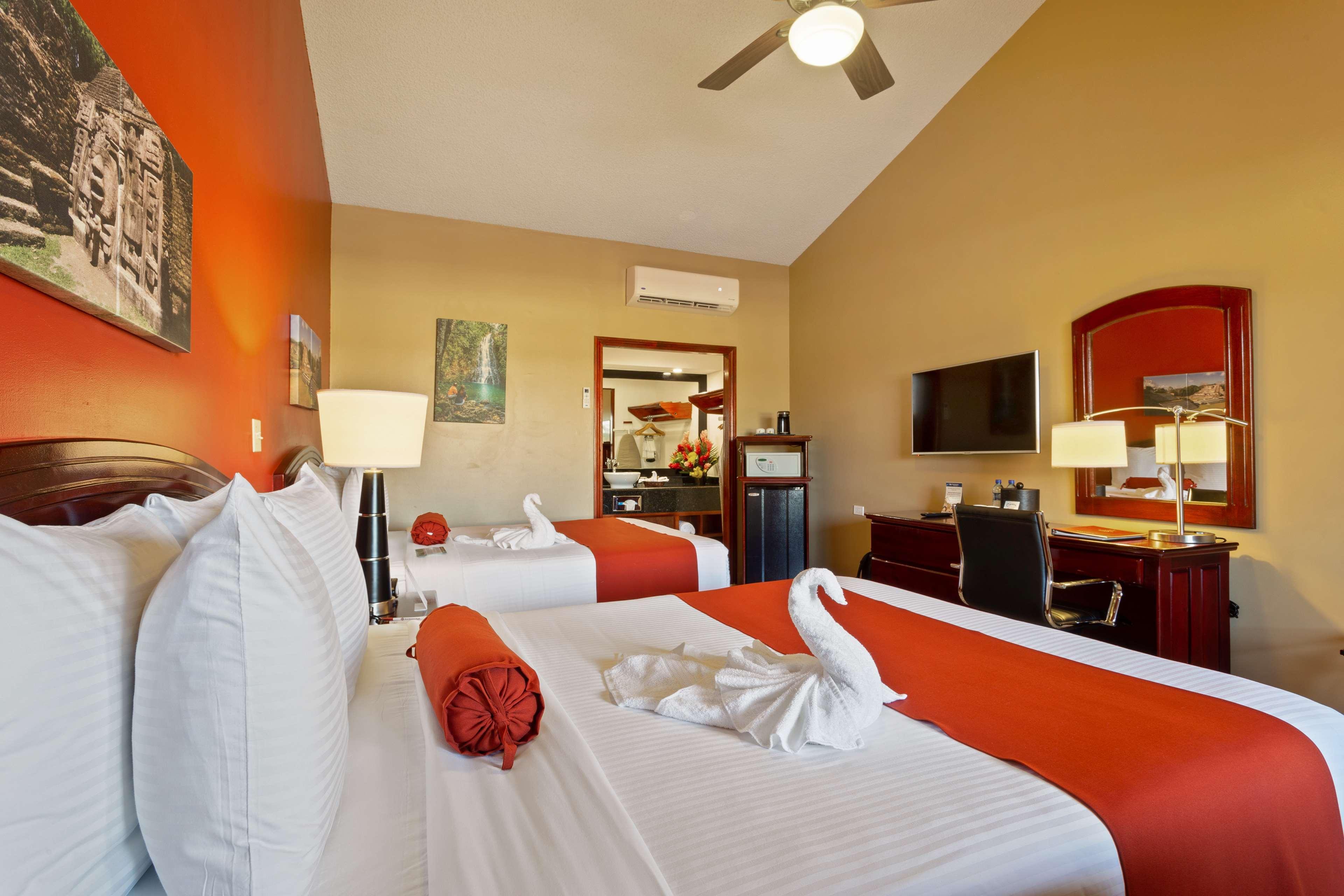 Best Western Plus Belize Biltmore Plaza Ciudad de Belice Exterior foto