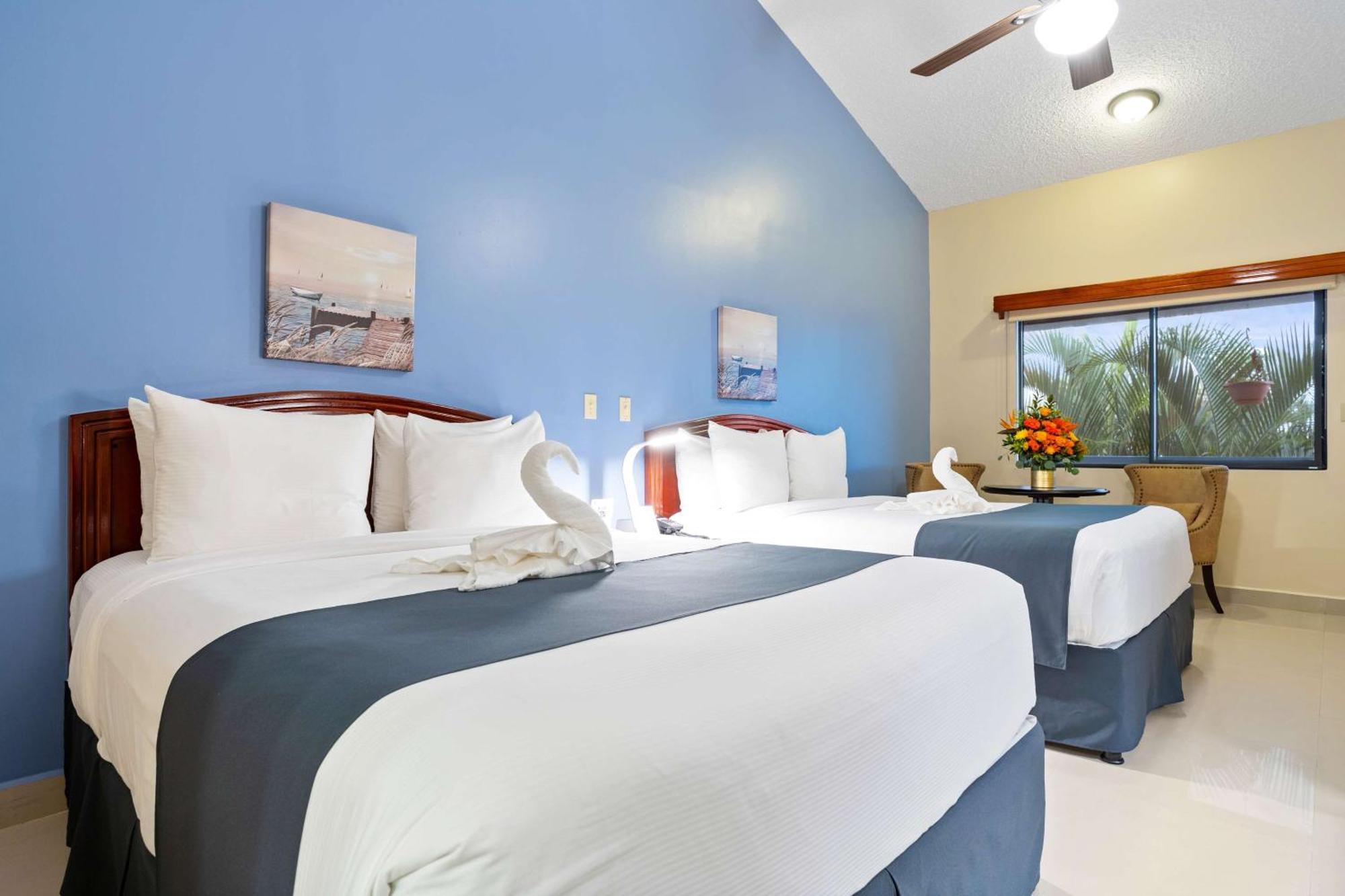 Best Western Plus Belize Biltmore Plaza Ciudad de Belice Exterior foto