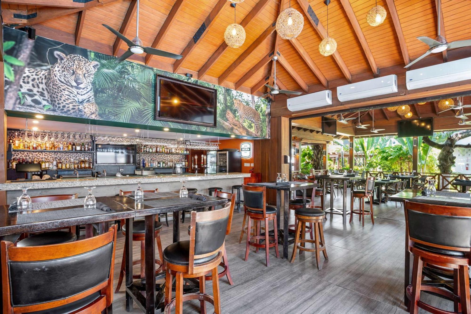 Best Western Plus Belize Biltmore Plaza Ciudad de Belice Exterior foto